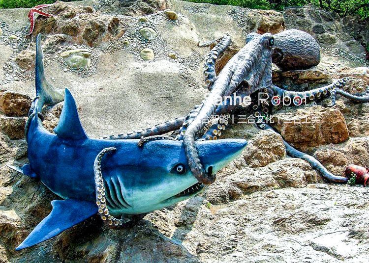 玻璃钢动物模型 鲨鱼大战章鱼 海洋生物产品展示